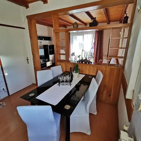 Гостевой дом Sobe Luna 4*